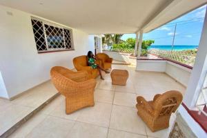 Casa de Lujo Frente al Mar 