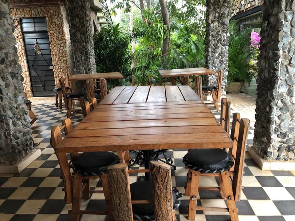 Hostal en Fontanar