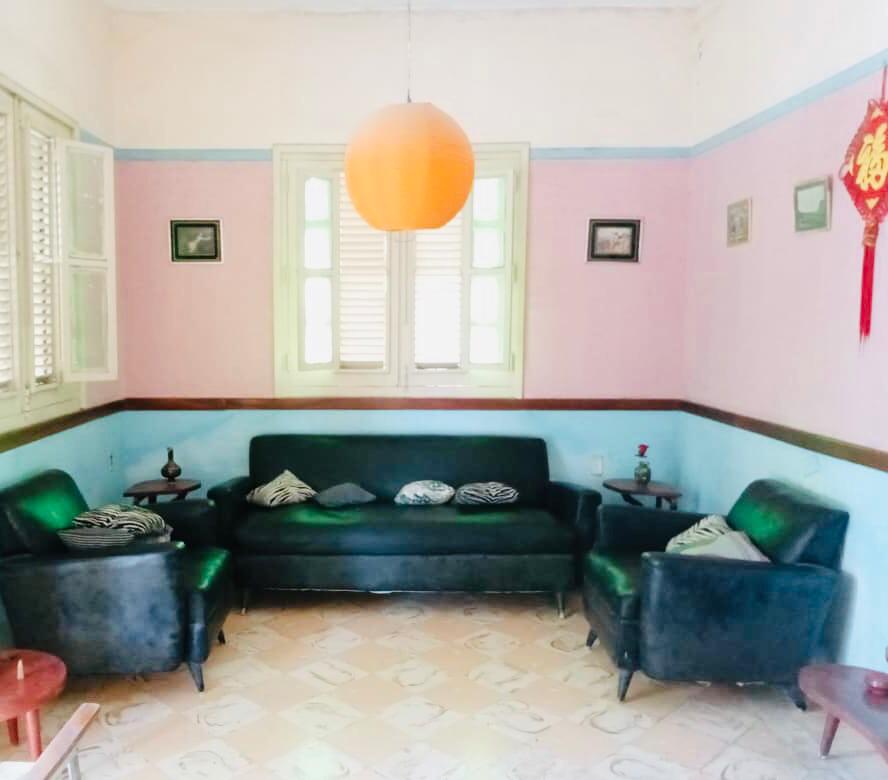 CASA CON PISCINA EN ARROYO NARANJO
