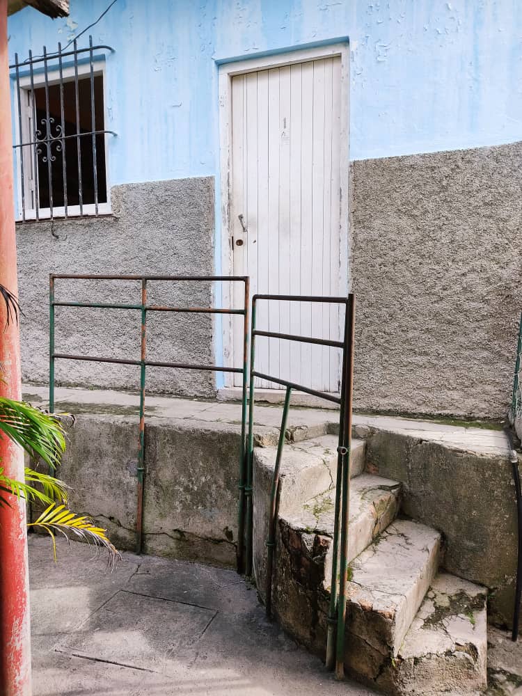 APARTAMENTO EN SAN MIGUEL DEL PADRÓN LA HABANA CUBA CASA #474