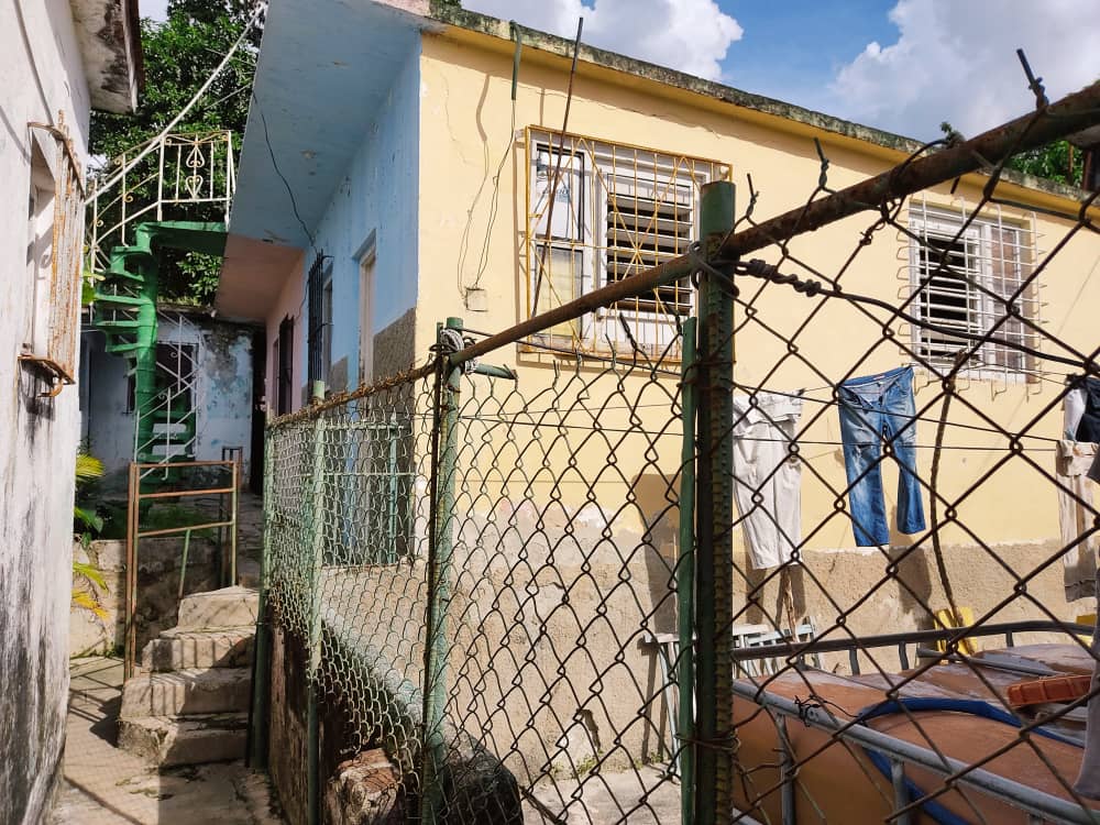 APARTAMENTO EN SAN MIGUEL DEL PADRÓN LA HABANA CUBA CASA #474