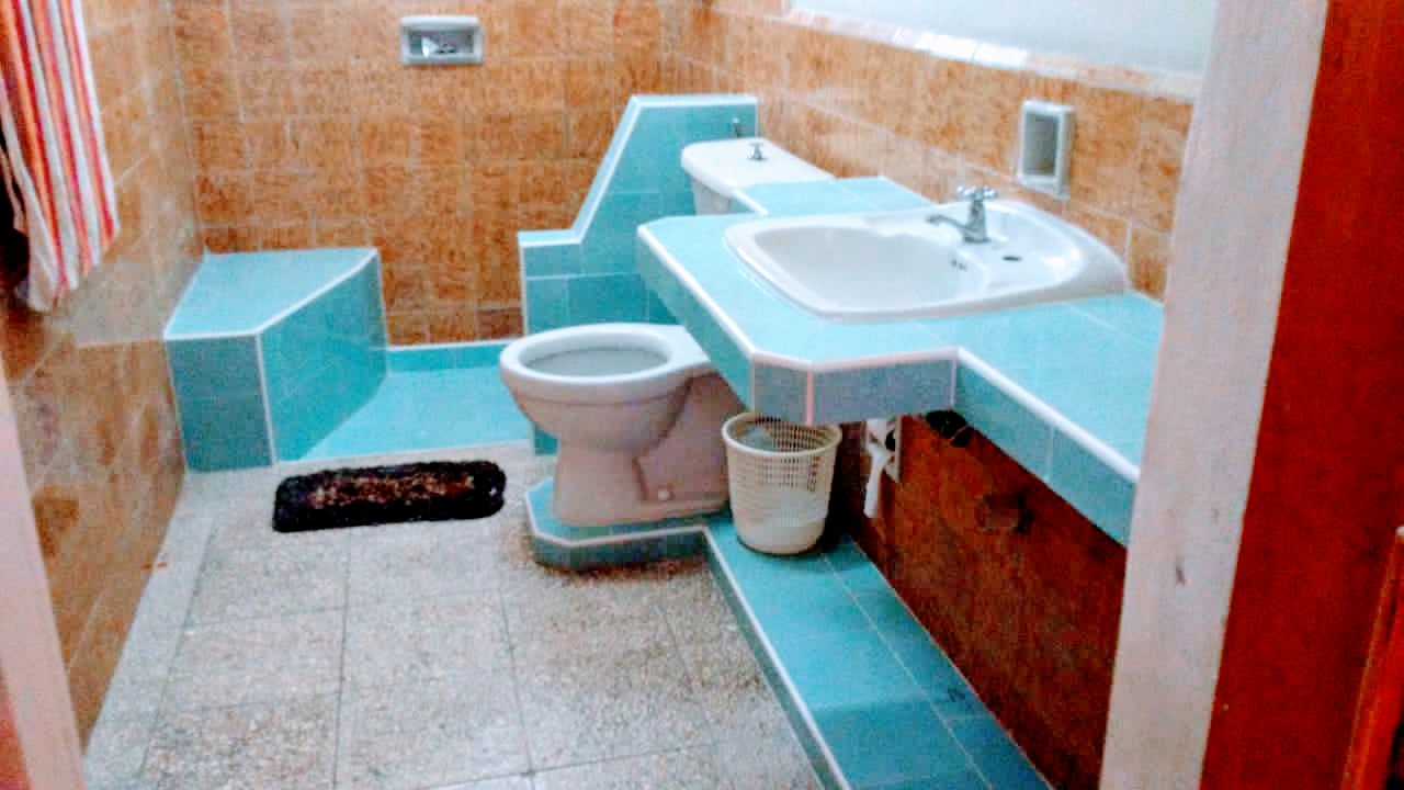 CASA EN CAMAGUEY SE VENDE O SE PERMUTA PARA LA HABANA CAMAGUEY CUBA 🇨🇺 CASA #486