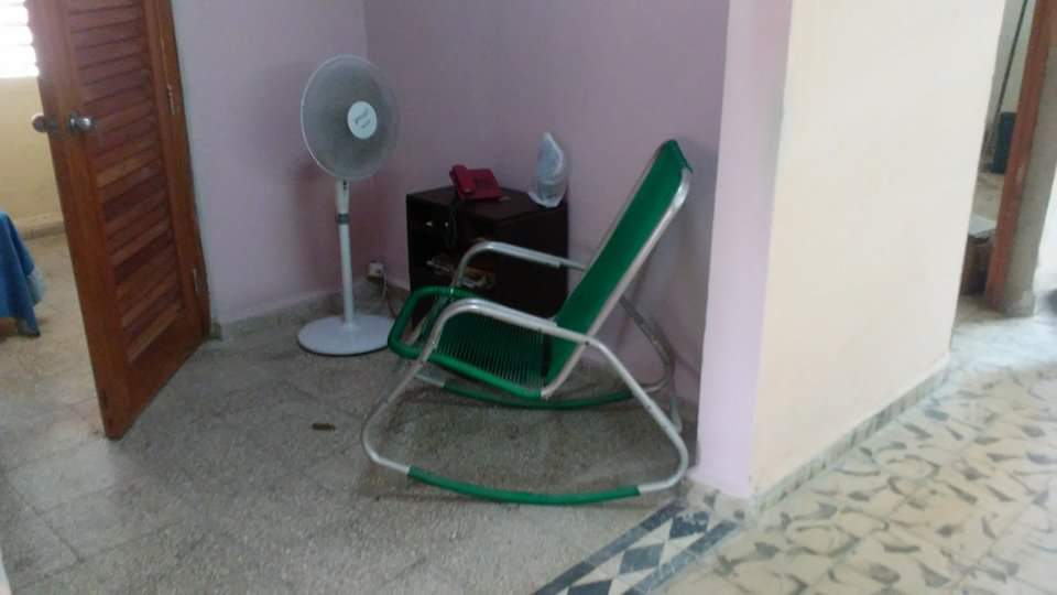 CASA EN CAMAGUEY SE VENDE O SE PERMUTA PARA LA HABANA CAMAGUEY CUBA 🇨🇺 CASA #486