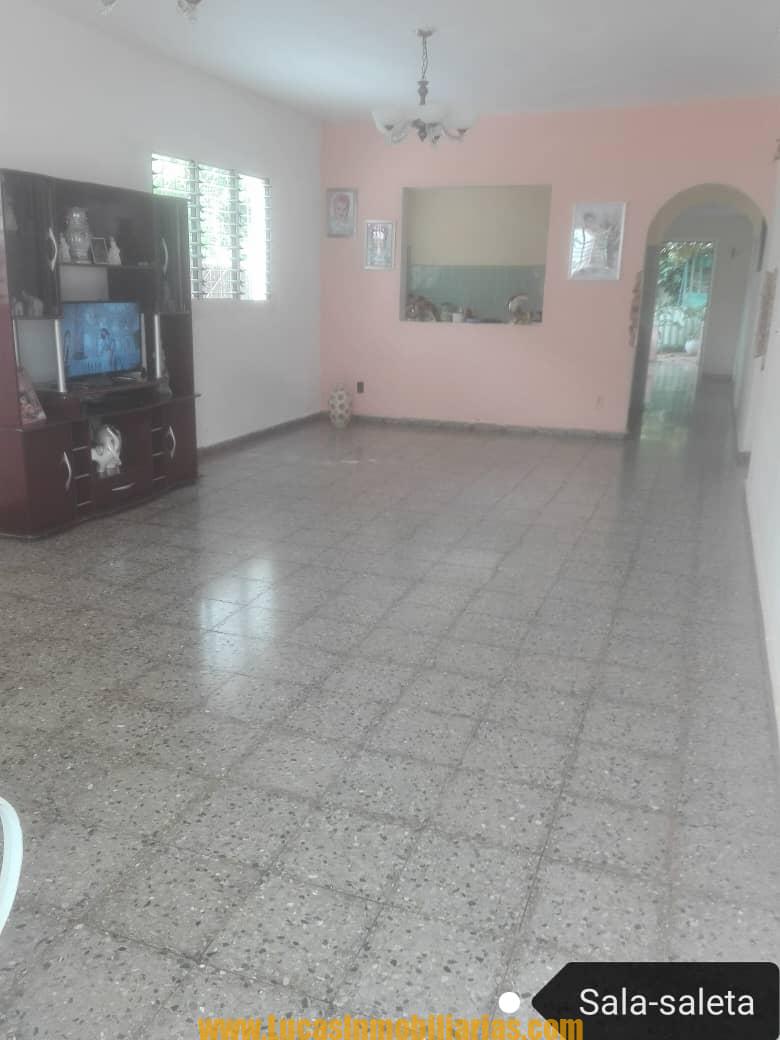 SE VENDE CASA EN ARTEMISA EN EL CENTRO ARTEMISA CUBA 🇨🇺 CASA #501