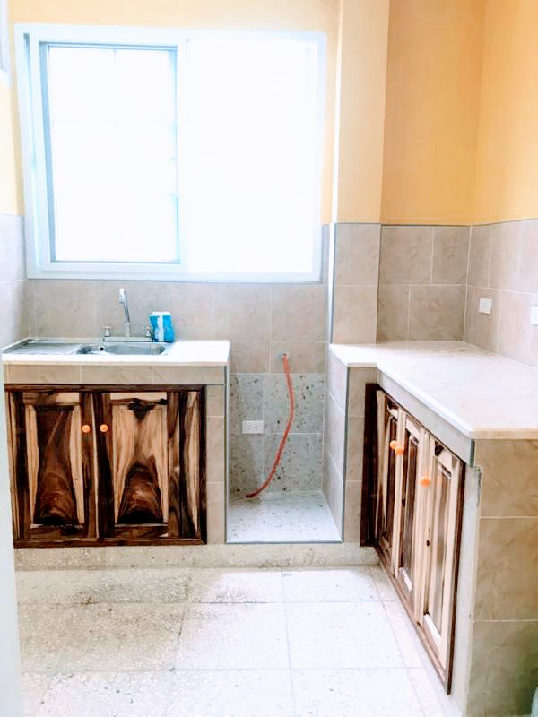 APARTAMENTO EN EL VEDADO CON GARAJE LA HABANA CUBA 🇨🇺 CASA #519