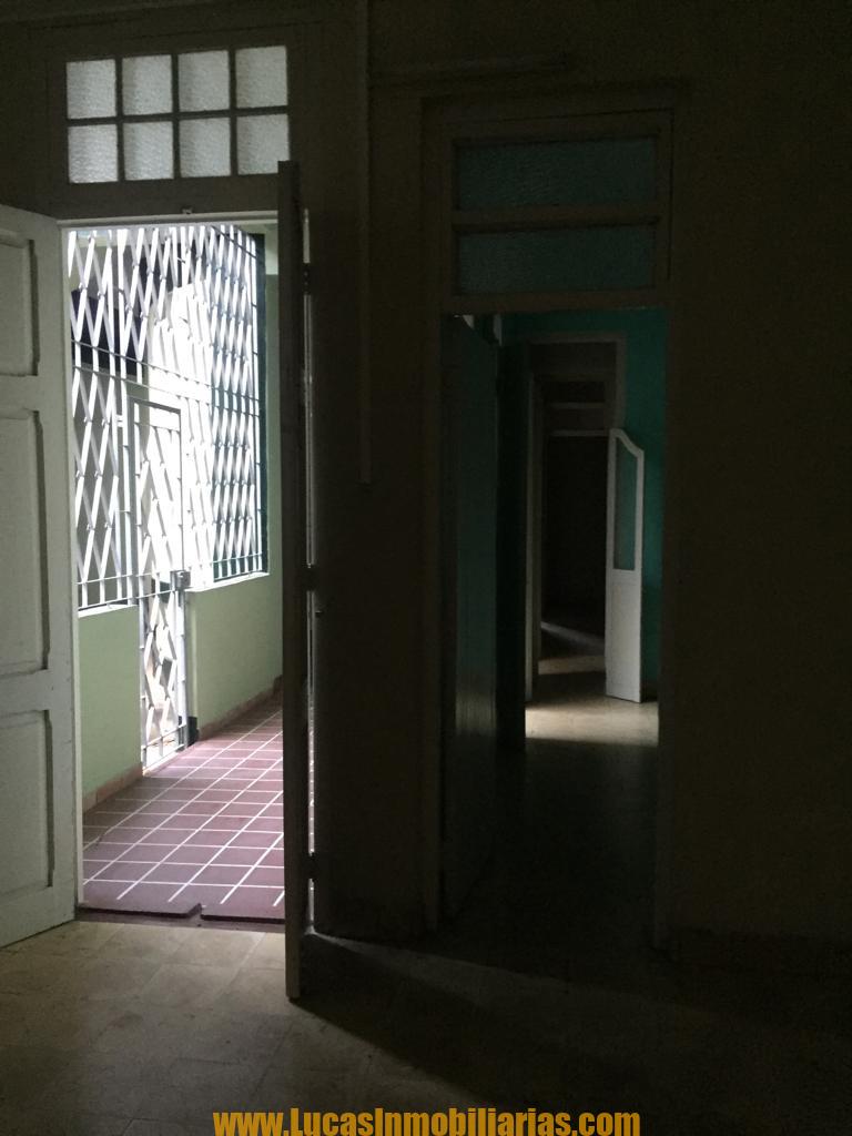 340 mt2 CASONA BIPLANTA EN EL CENTRO DE PINAR DEL RIO, CUBA🇨🇺 CASA # 529