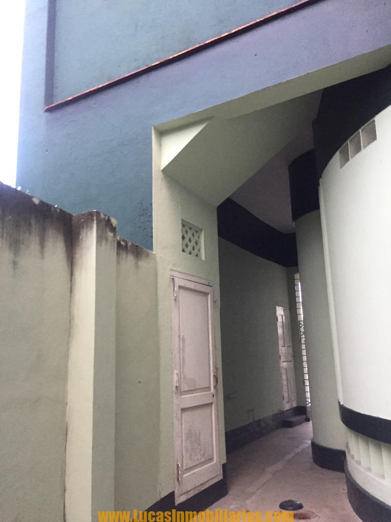 340 mt2 CASONA BIPLANTA EN EL CENTRO DE PINAR DEL RIO, CUBA🇨🇺 CASA # 529
