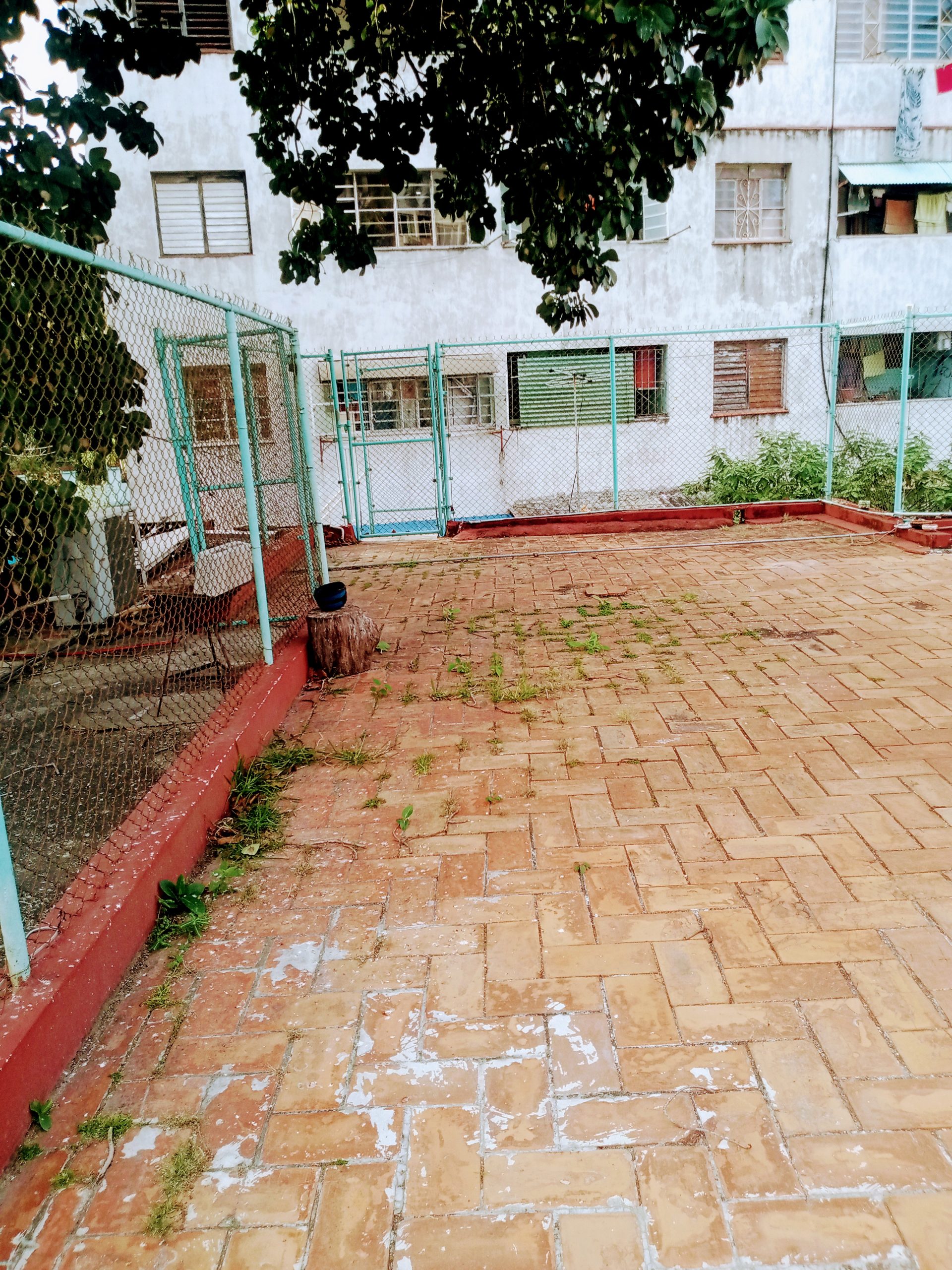 CASA DE DOS PLANTAS CASINO DEPORTIVO CERRÓ LA HABANA CUBA CASA # 576