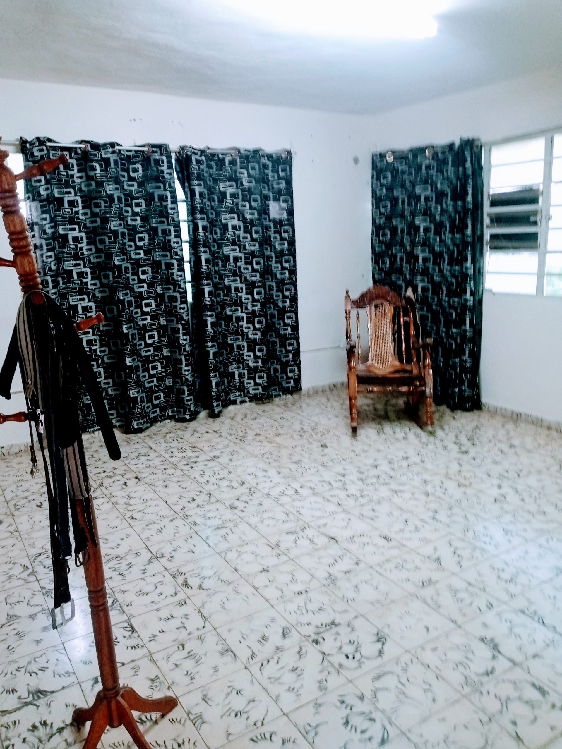 CASA DE DOS PLANTAS CASINO DEPORTIVO CERRÓ LA HABANA CUBA CASA # 576