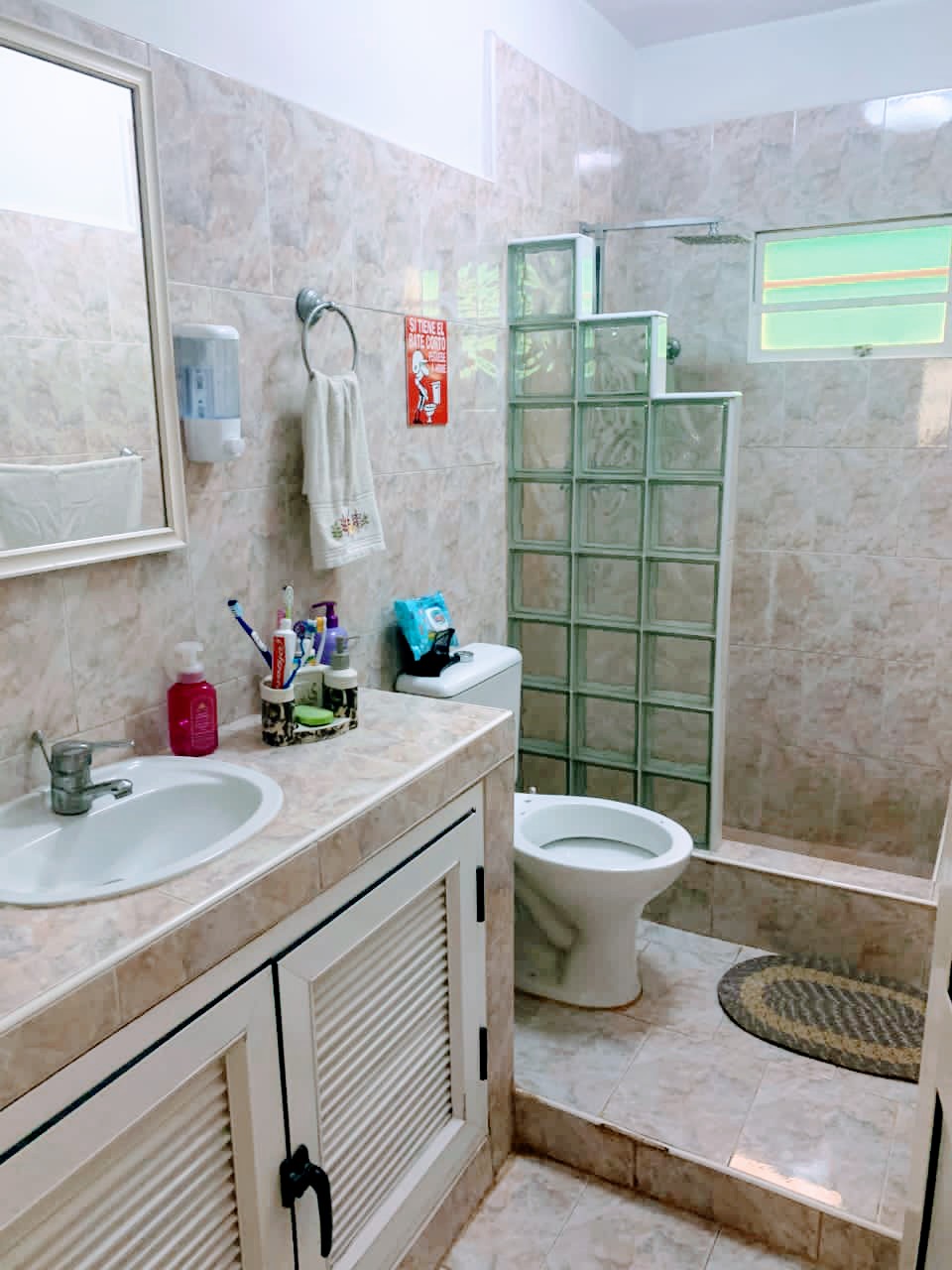 Se vende casa independiente en Boyeros Santiago de las Vegas. La Habana Cuba