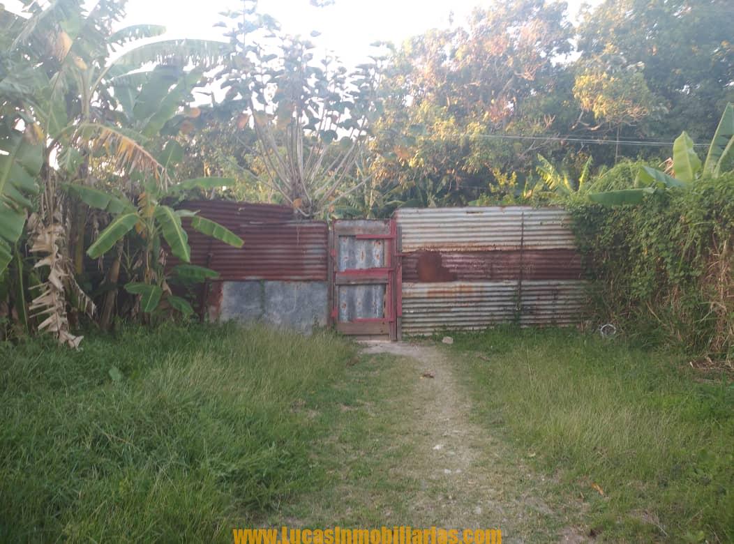 Finca Pequeňa en Guanabacoa La Habana, Cuba. Casa #623