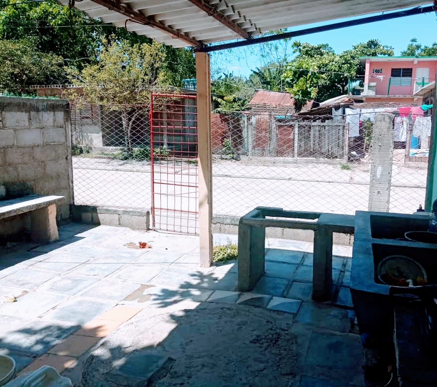 Casa independiente en Yara Gramma Cuba. Casa# 648