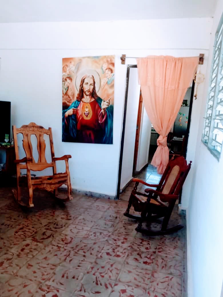 Casa independiente en Yara Gramma Cuba. Casa# 648