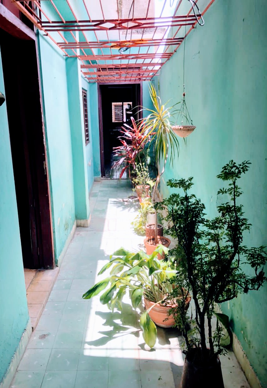 Casa de dos plantas en Ciego de Ávila Cuba Casa # 647
