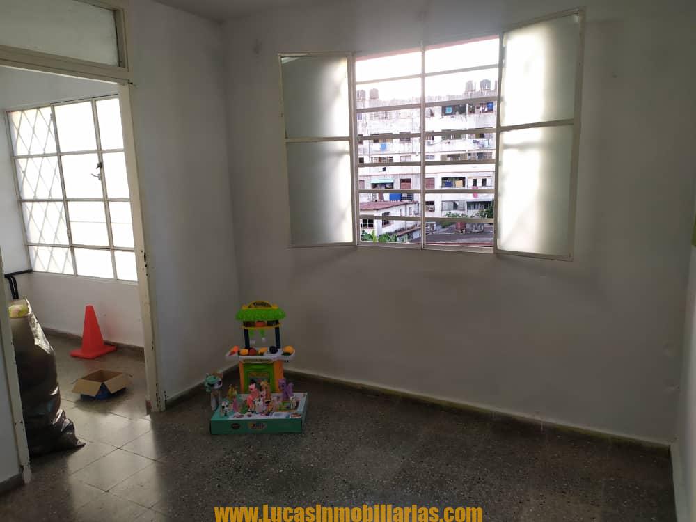 Apartamento Impecable para la Venta en el Cerro. La Habana. Cuba Casa #640