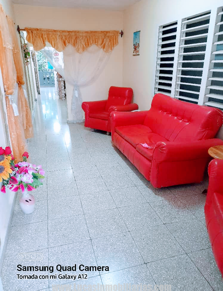 Se vende casa en Holguin Cuba Casa# 689