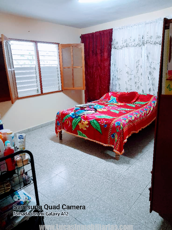 Se vende casa en Holguin Cuba Casa# 689