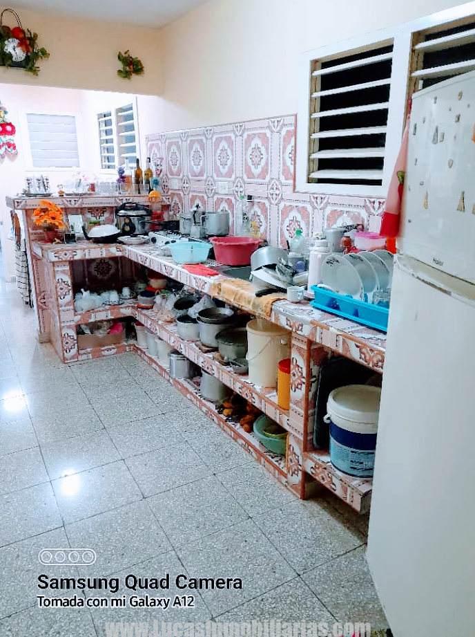 Se vende casa en Holguin Cuba Casa# 689
