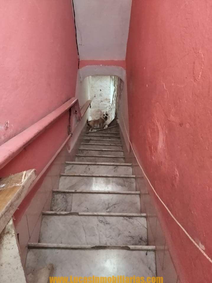 Casa Independiente para Restaurar Puerta a Calle en venta en Centro Habana, La Habana. Cuba Casa #664
