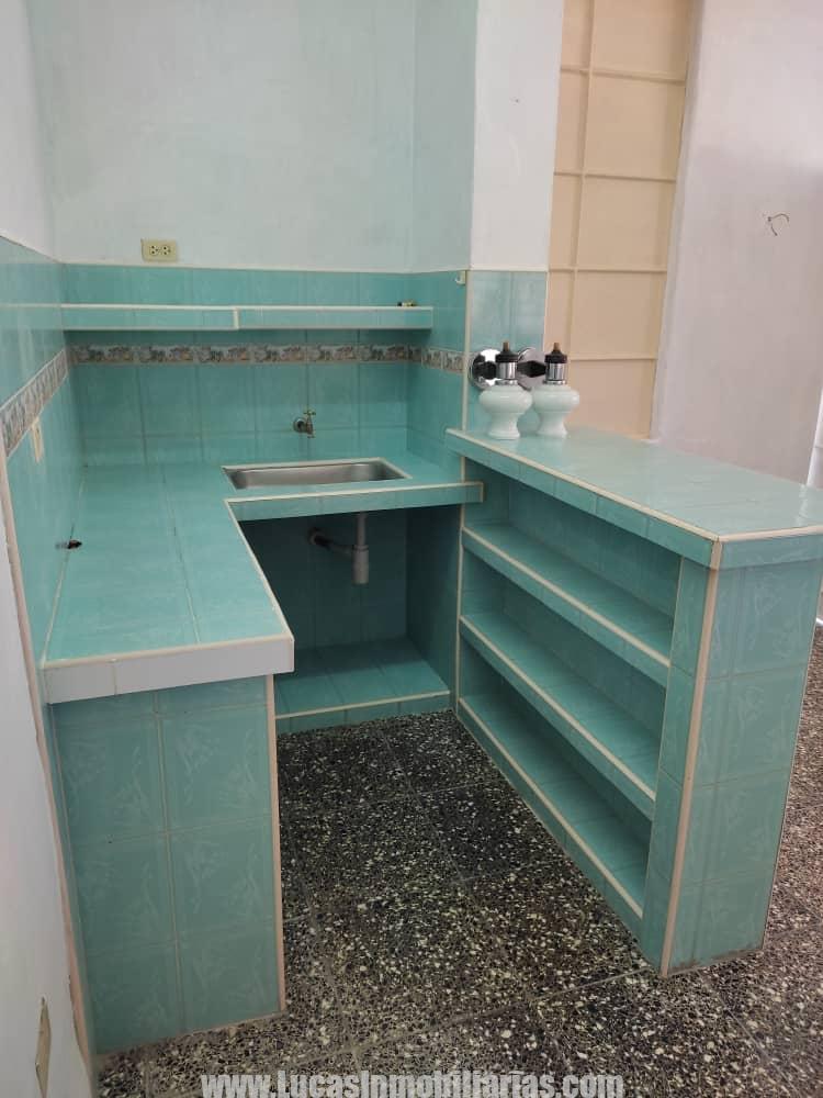 Venta de apartamento en Santo Suarez. La Habana Cuba Casa #678