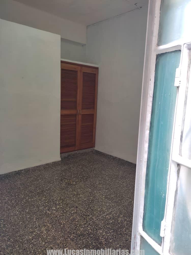 Venta de apartamento en Santo Suarez. La Habana Cuba Casa #678