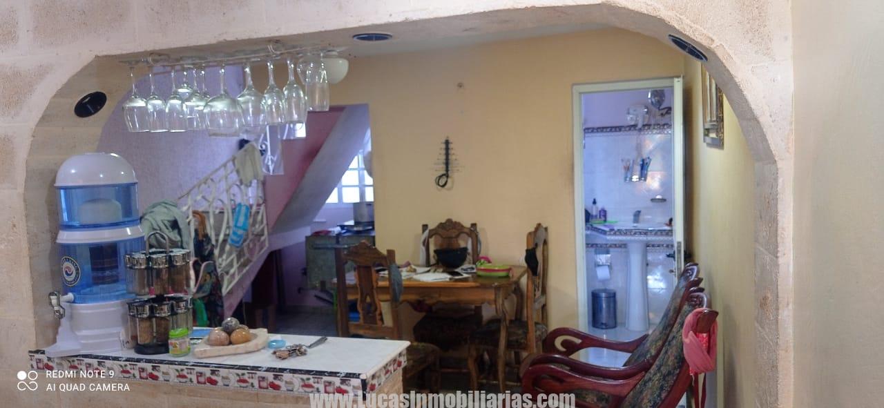 Casa en venta en Boyeros, Miraflores Viejo, La Habana, Cuba, Casa #709