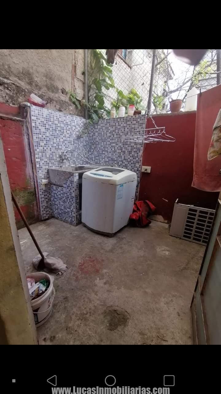 Se vende Apartamento en Lawton, 10 de Octubre, La Habana, Cuba, Casa #713