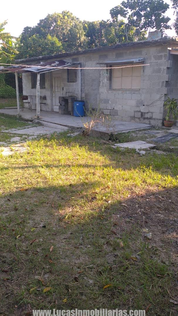 Finca Pequeňa en Guanabacoa La Habana, Cuba. Casa #623
