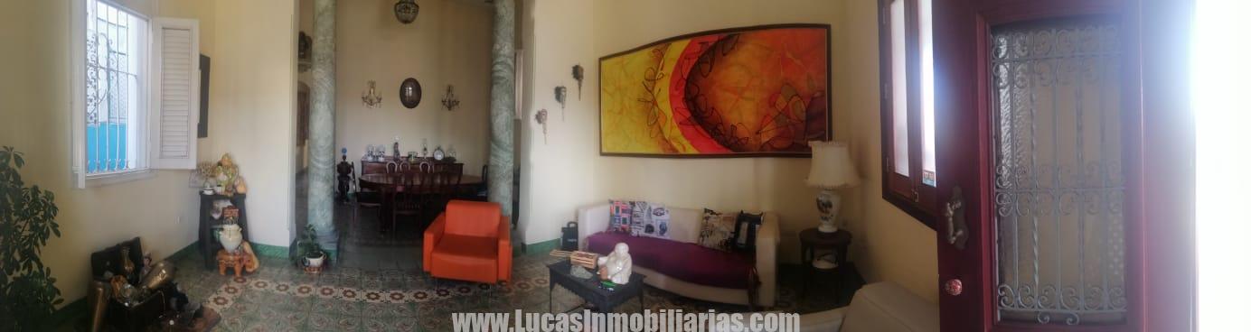 Casa Independiente con Garage