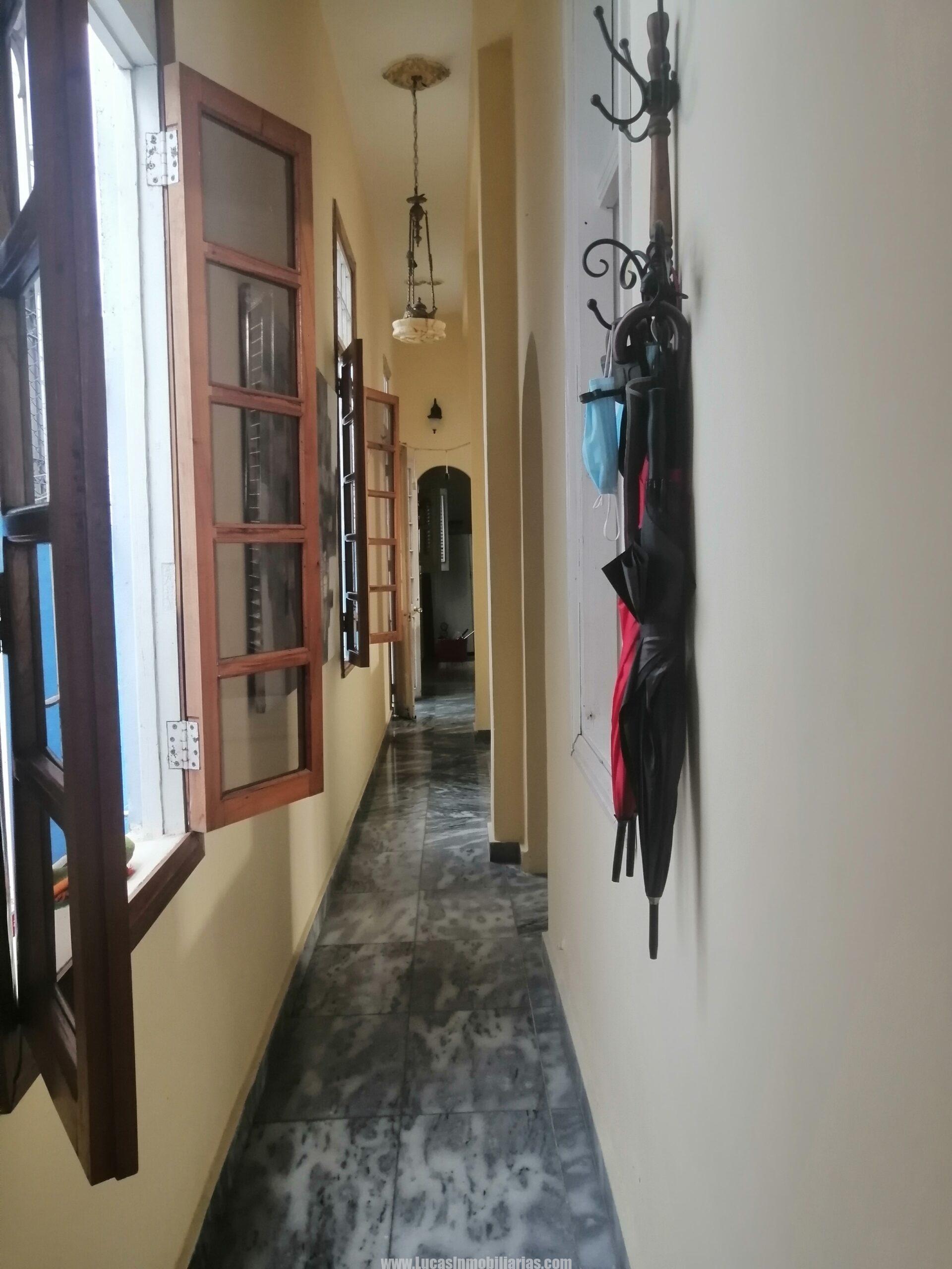 Casa Independiente con Garage