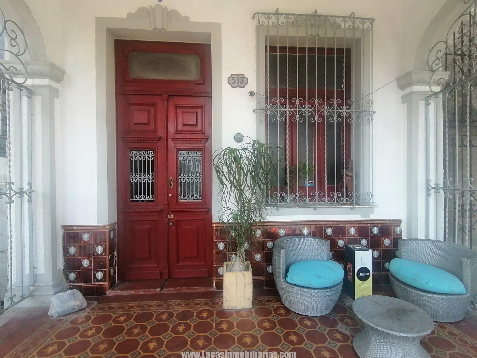 Casa Independiente con Garage