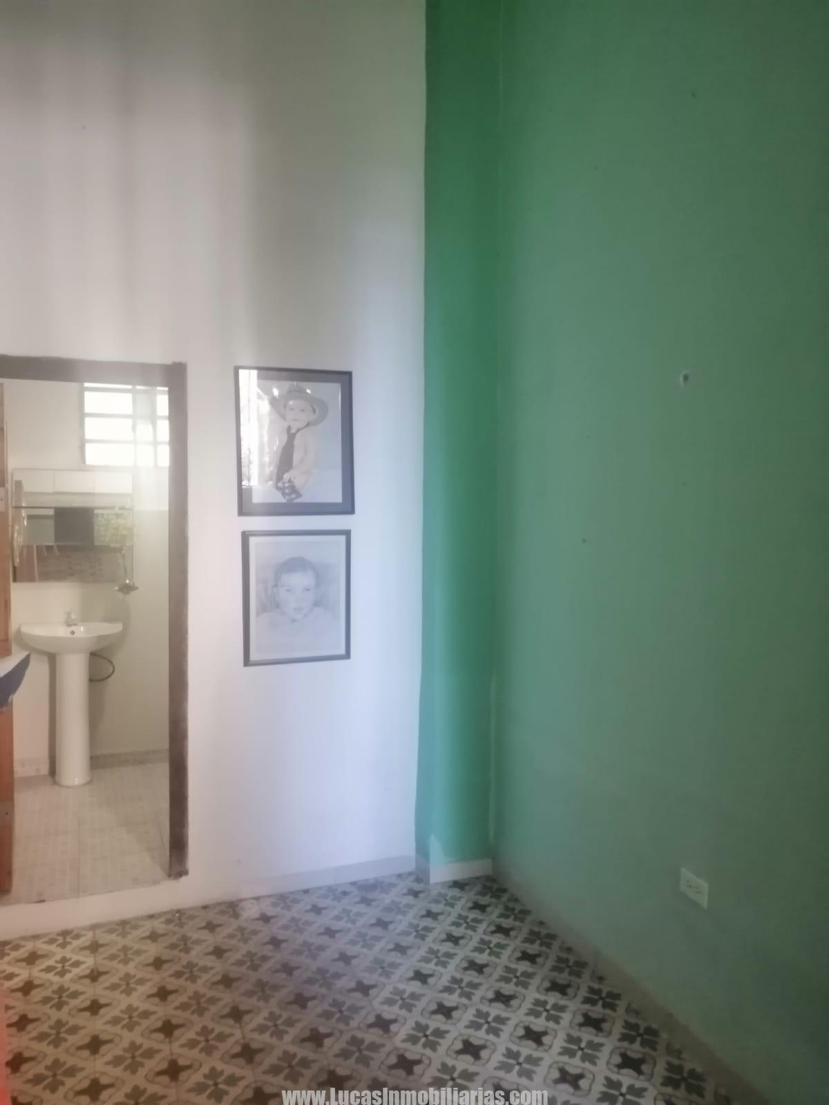 Casa Independiente con Garage
