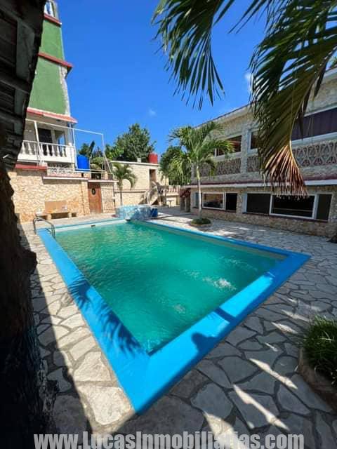 Casa con Piscina