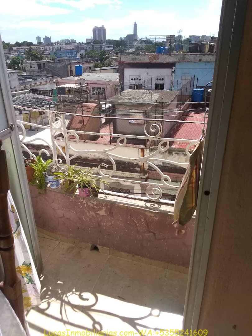 Apartamento 1/1 Ave. Carlos III