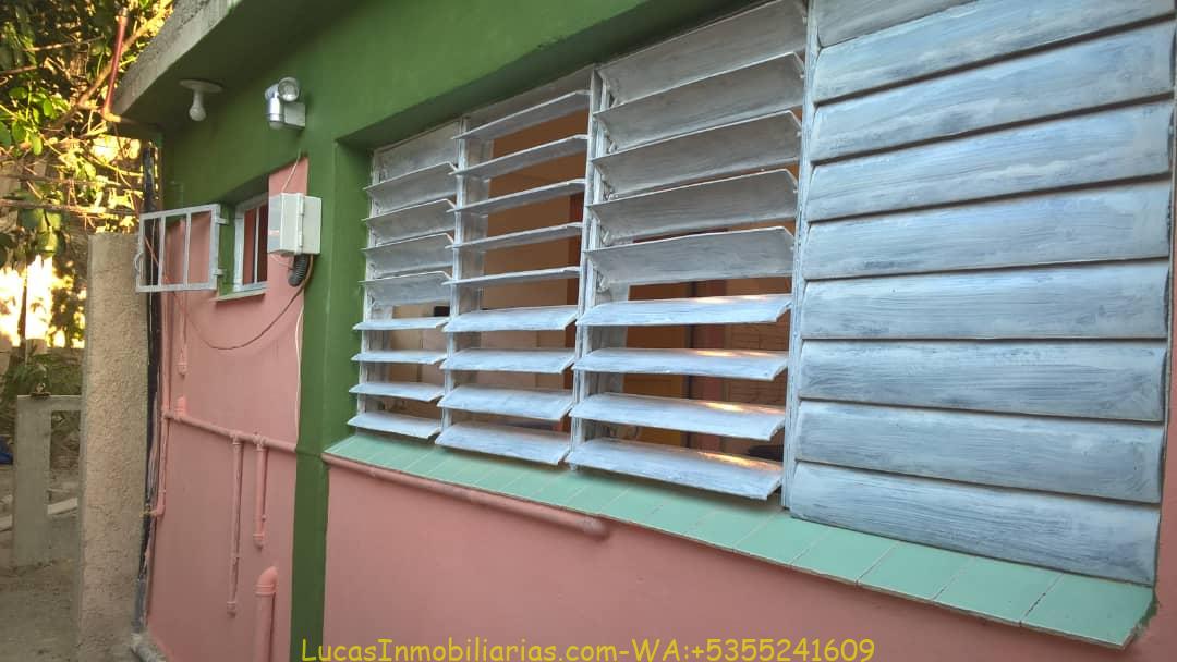 2 Casas en Venta-Juntas/Separadas
