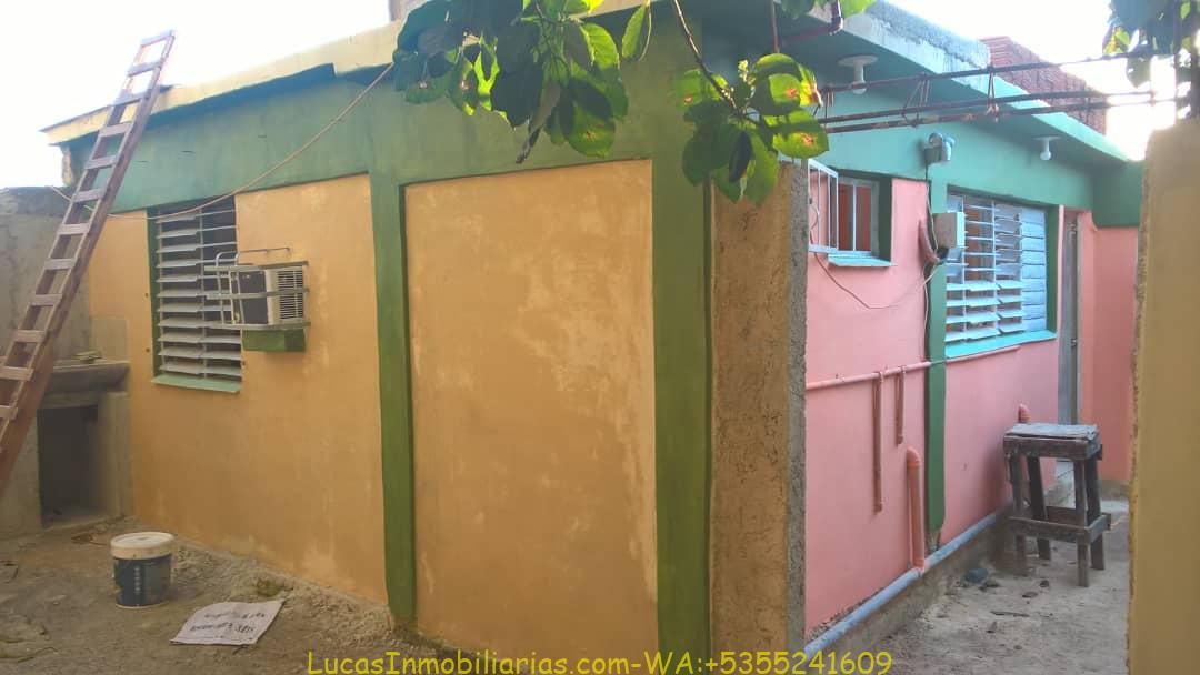 2 Casas en Venta-Juntas/Separadas