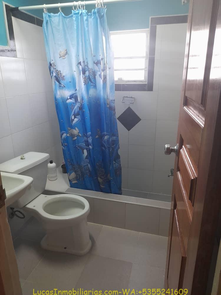 Casa con Piscina, Arroyo Naranjo