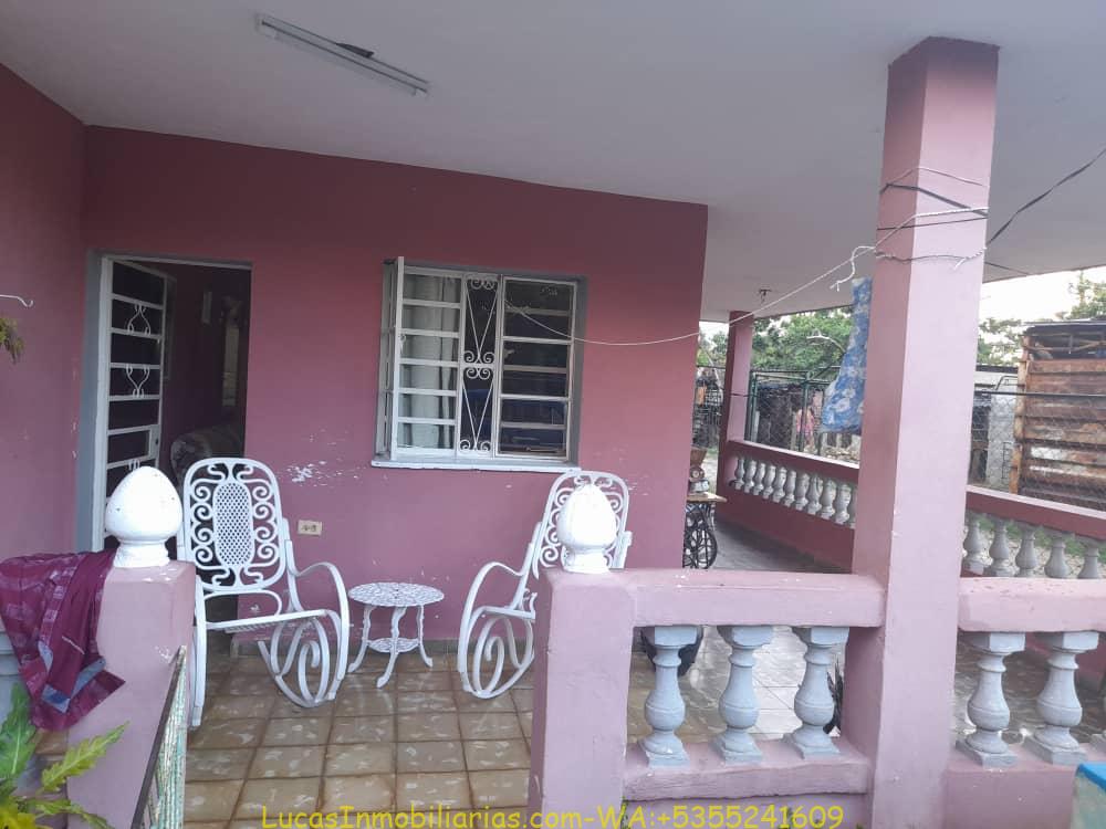 Casa con Piscina, Arroyo Naranjo