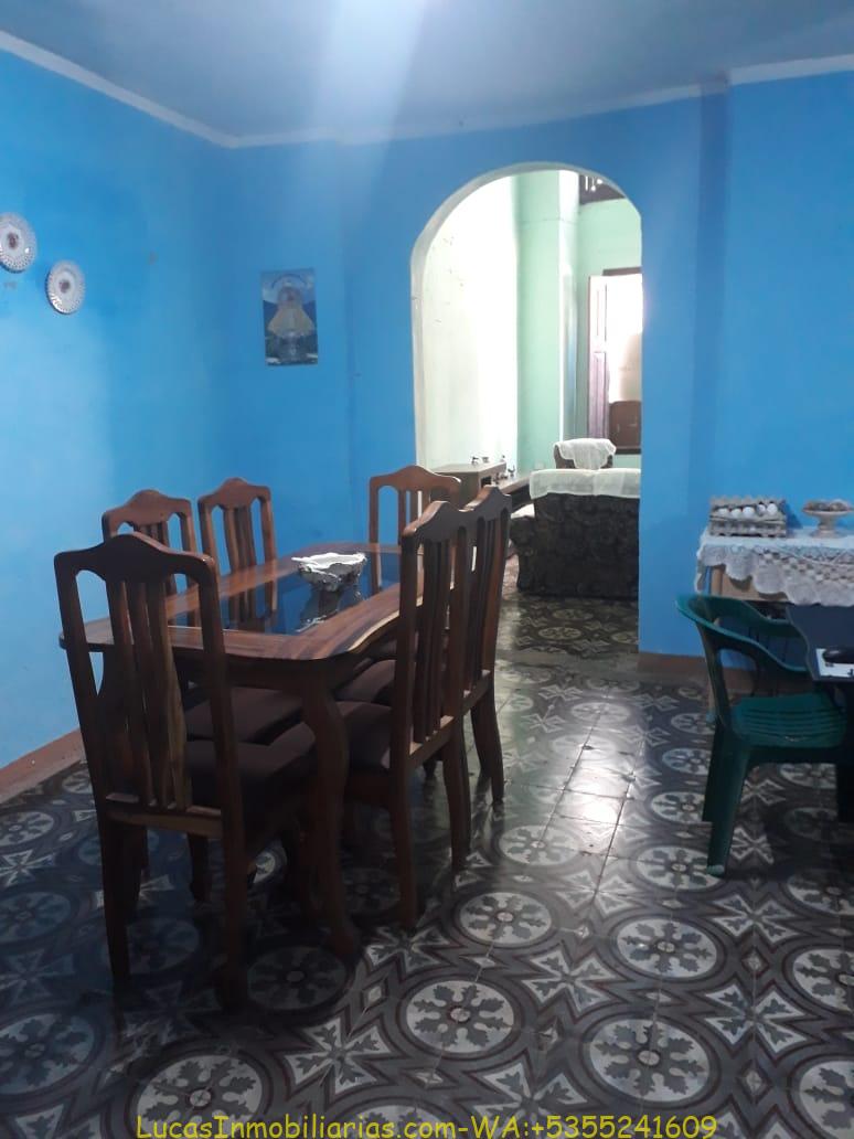 Casa para negocio en La Habana Vieja 5/4