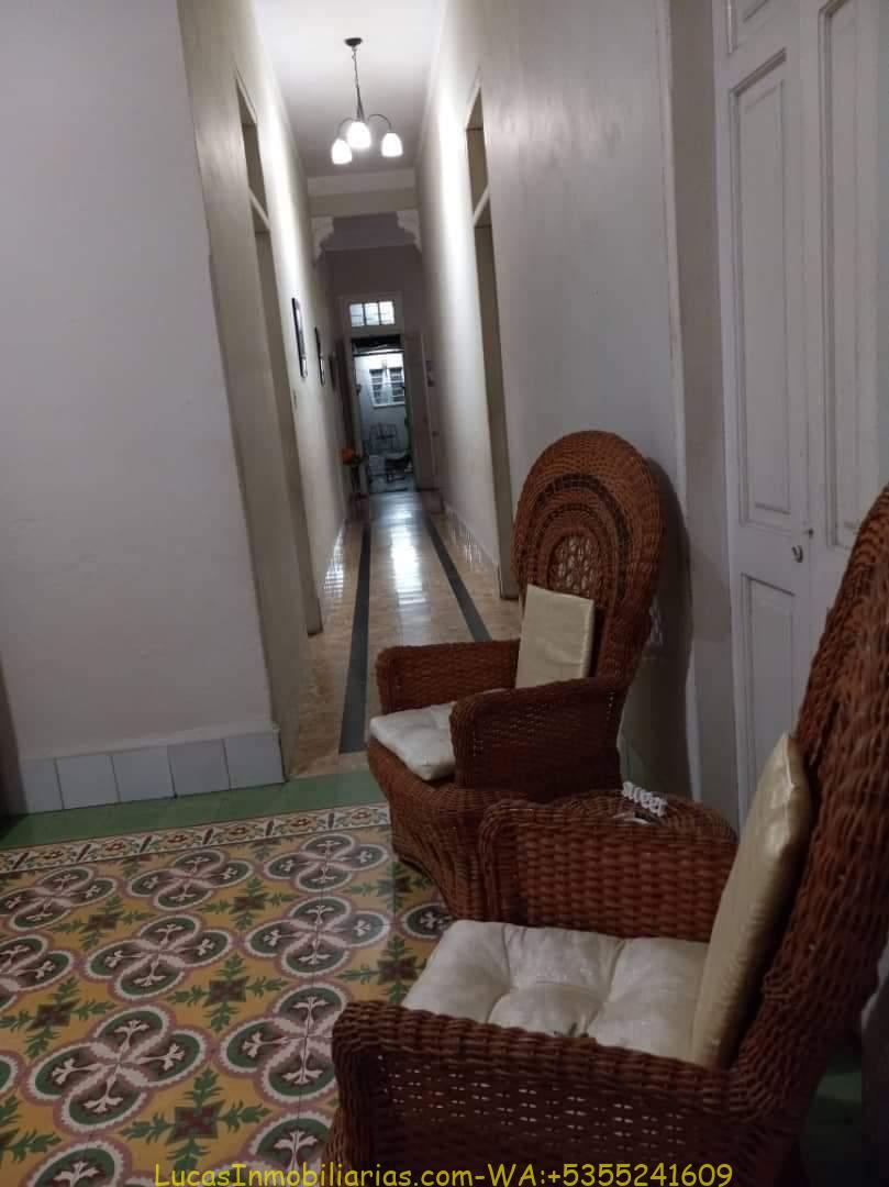 Casa en venta en el Reparto Sevillano