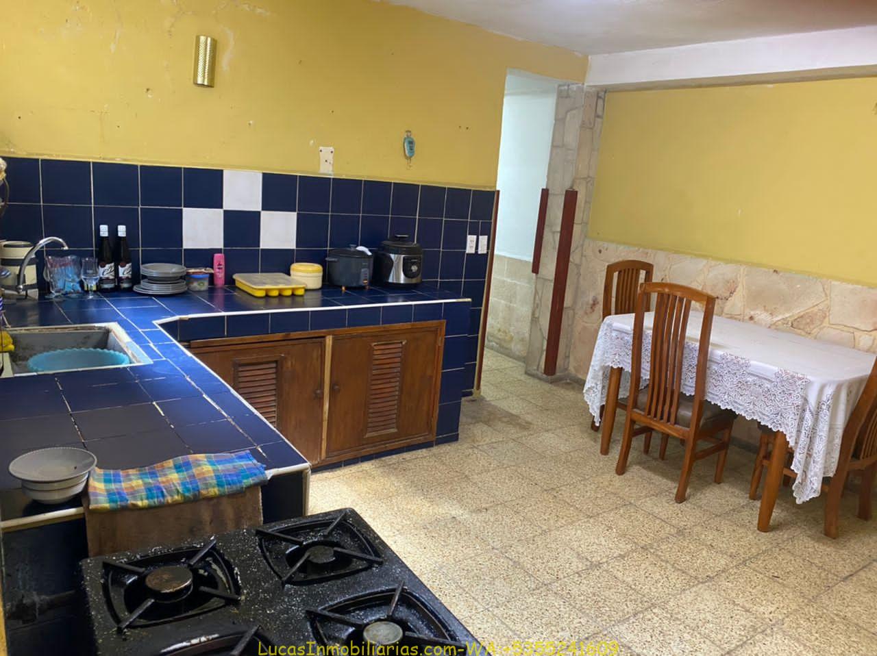 Casa en venta en Luyano 3/1