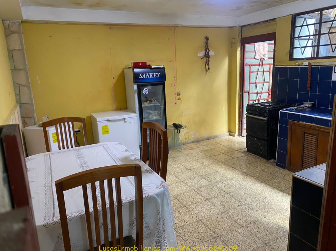 Casa en venta en Luyano 3/1