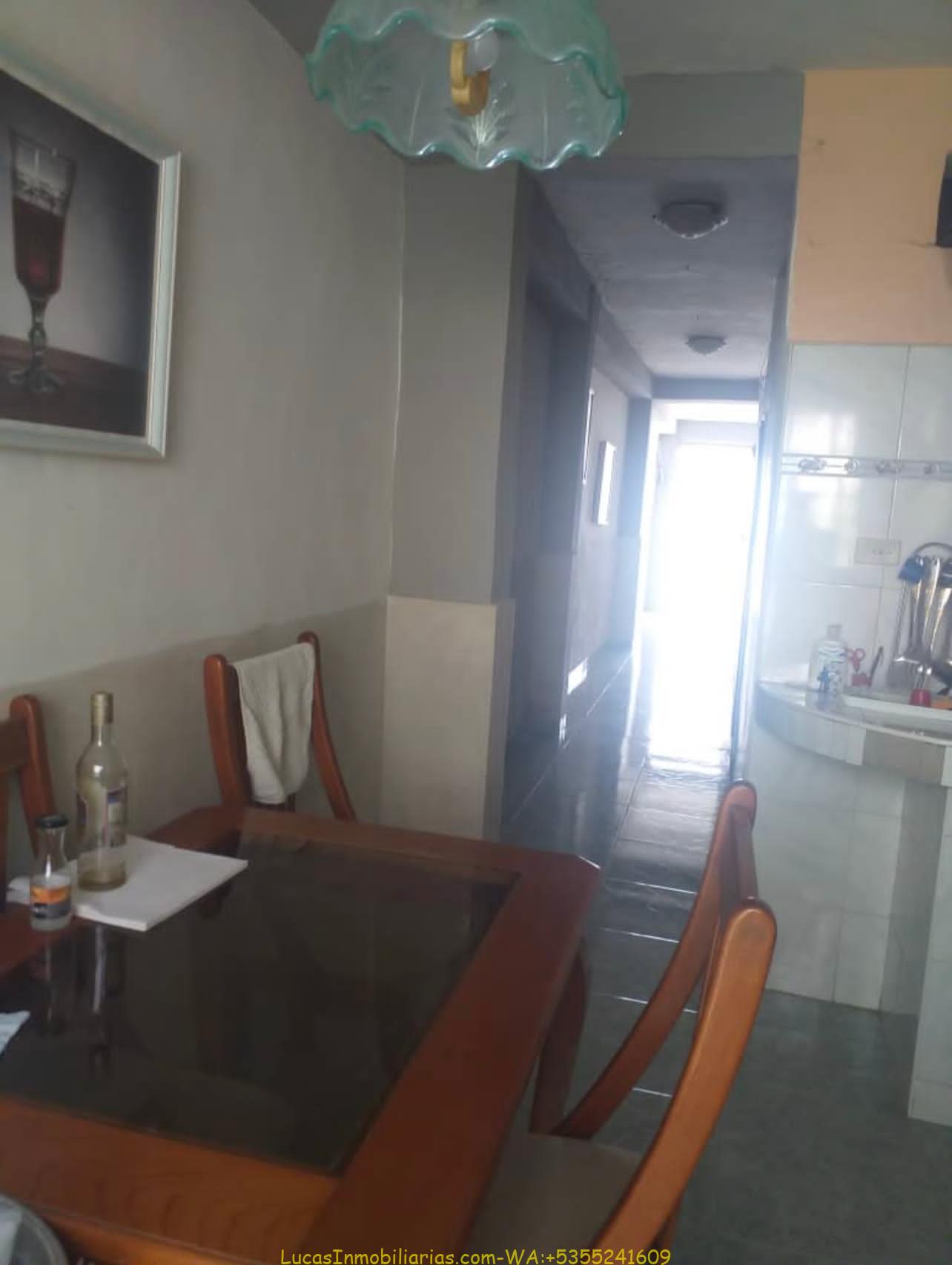 Casa con todo dentro en Ayestaran, Boyeros