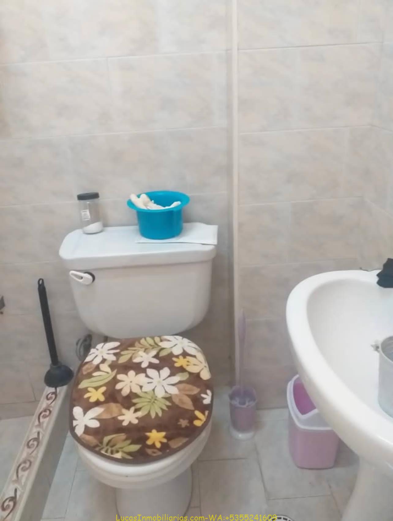 Casa con todo dentro en Ayestaran, Boyeros