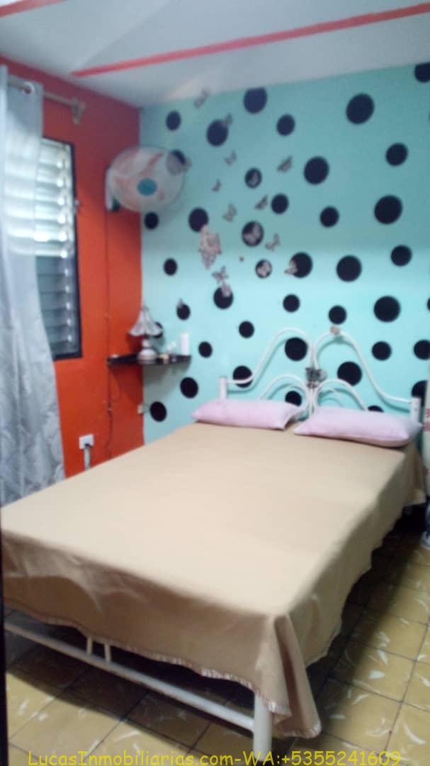 Apartamento en Alamar con vista al mar.