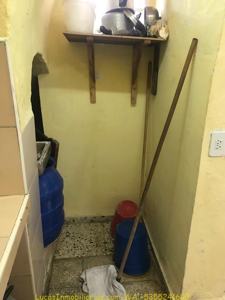 Casa y Apartamento en 10 de Octubre