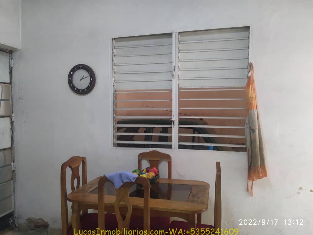Casa con Doble Garage
