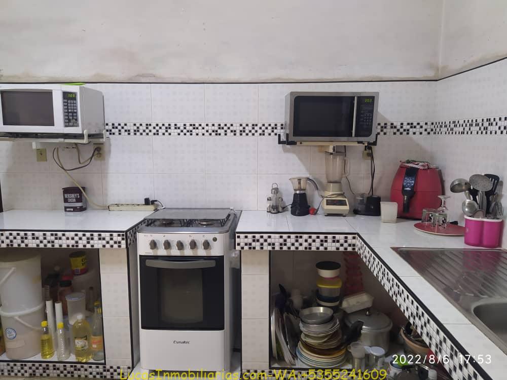 Casa con Doble Garage