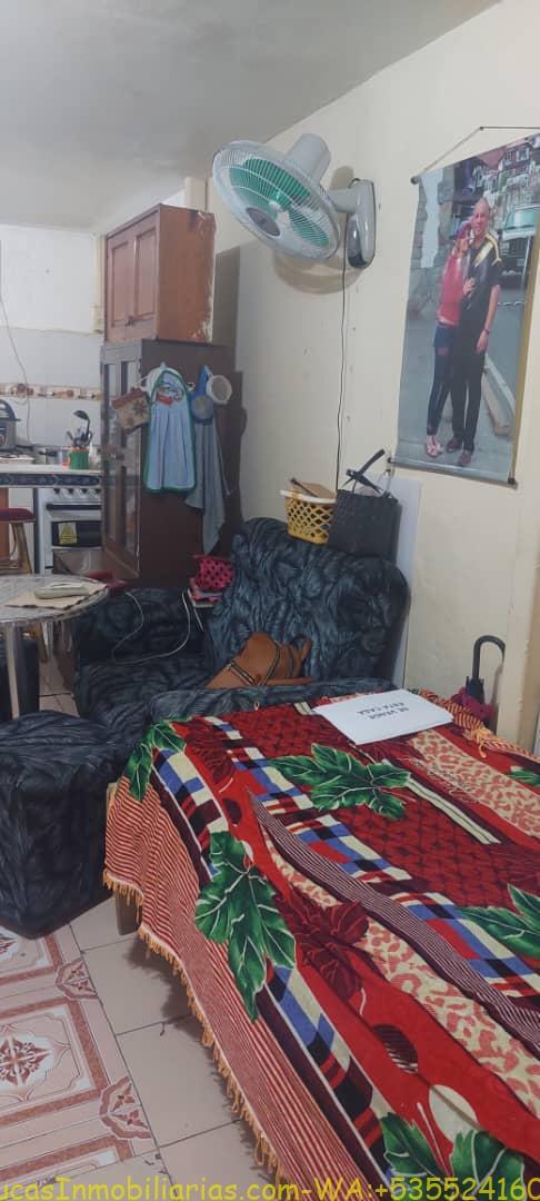 Casa con todo Dentro Puerta a Calle