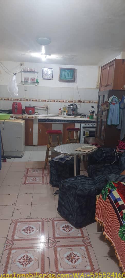 Casa con todo Dentro Puerta a Calle